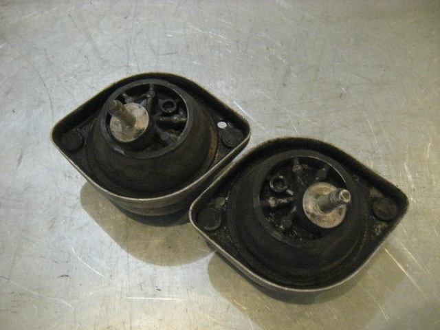 00 BMW M5 Engine Mount Set  R20085
