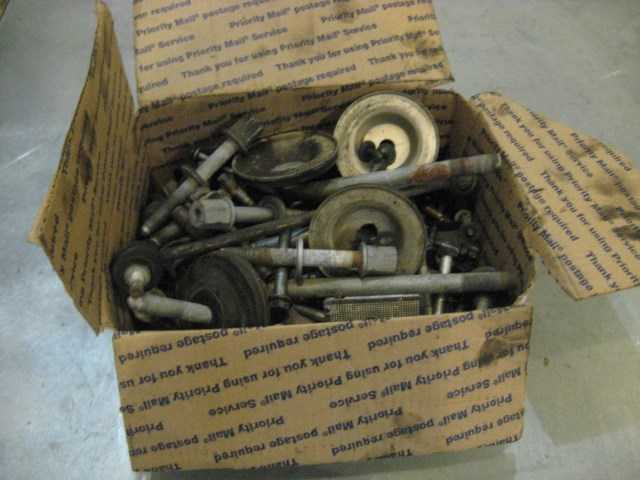 00 BMW M5 Misc Bolt Box  R20101