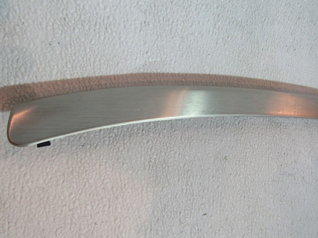 06 Infiniti G35 Front RH Grab Handle Trim Cover 80944 AC700 R20148