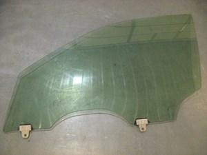 06 Infiniti G35 Sedan Front LH Door Glass  R20160