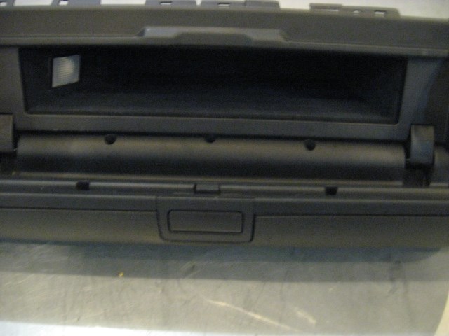 06 Infiniti G35 Upper Glove Box /W Dash Vents 68560 ac700 R20199