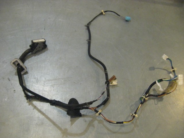 06 Infiniti G35 Front RH Door Wiring Harness 24124 AC700 R20206