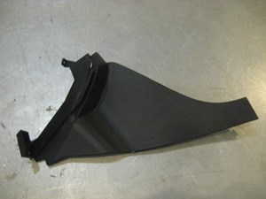 06 Infiniti G35 LH Lower Kick Panel 68135 AC700 R20213