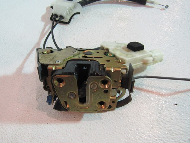 05 06 Infiniti G35 Sedan Front LH Driver Door Lock Actuator 80553 AL500 R20216