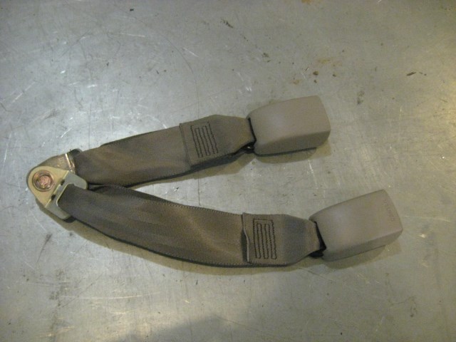 06 Infiniti G35 Rear LH Seat Belt Buckles  R20218