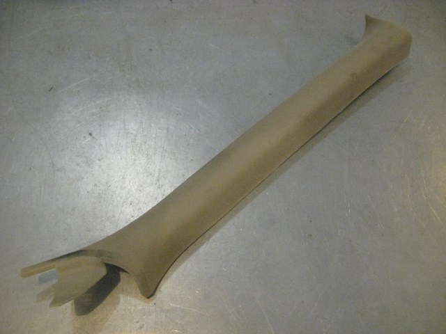 06 Infiniti G35 Sedan RH A Pillar Trim Panel 76911 AL500 R20229