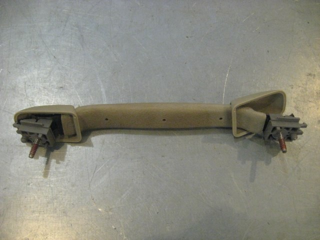 06 Infiniti G35 Front RH Upper Grab Handle  R20233