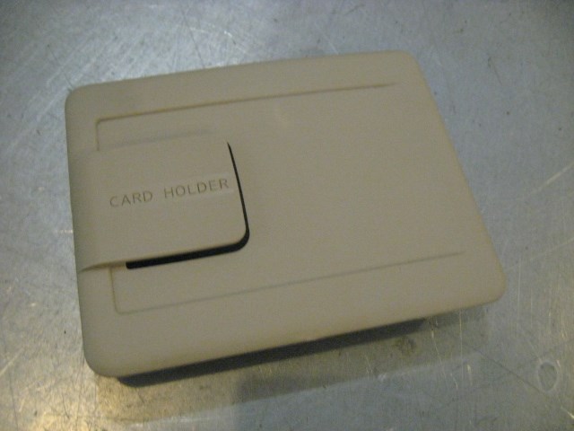 06 Infiniti G35 Card Holder Trim  R20235