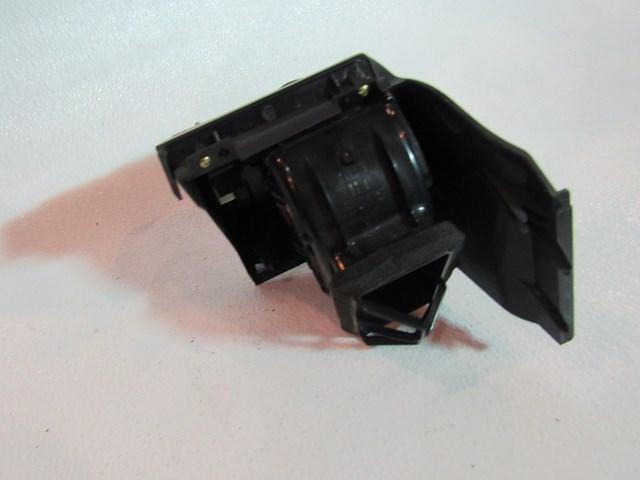 06 Infiniti G35 LH Driver Dash Vent  R20242