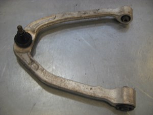 06 Infiniti G35 RWD Front RH Upper Control Arm  R20274