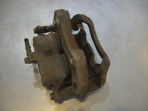 06 Infiniti G35 Front RH Brake Caliper  R20278