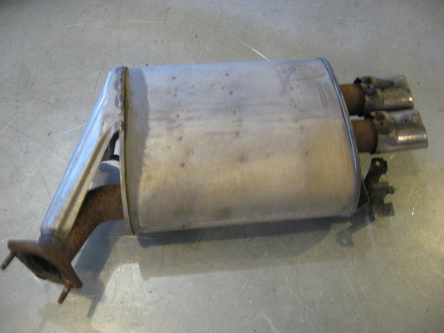 06 Infiniti G35 Sedan Exhaust Muffler  R20380