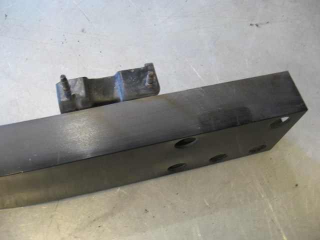 06 Infiniti G35 Sedan Rear Bumper Reinforcement  R20388