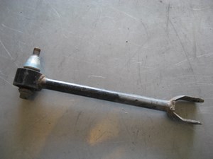 06 Infiniti G35 Rear RH Trailing Control Arm  R20403