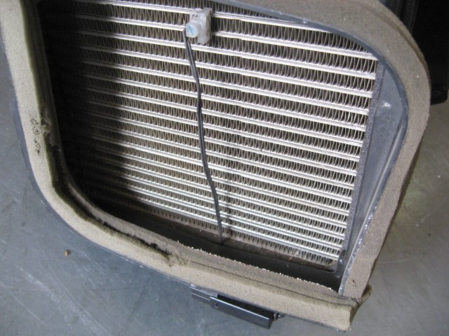 06 Infiniti G35 AC Evaporator Unit 72210AE08A R20455