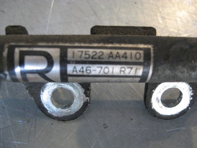 98 Subaru IMPREZA RH Fuel Injector Set 17522 AA410 R20465