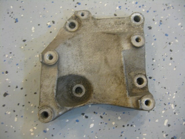 97 Honda PRELUDE Air Conditioning Bracket  R818