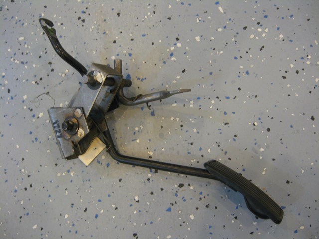 01 Honda PRELUDE Gas Pedal Accelerator Pedal R1029