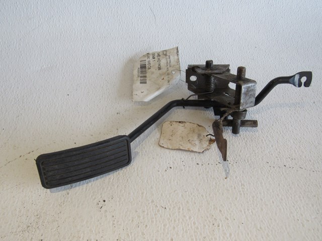 97 98 Honda PRELUDE Gas Pedal Accelerator Pedal R1030