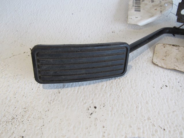 97 98 Honda PRELUDE Gas Pedal Accelerator Pedal R1030
