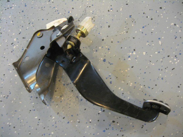 03 Honda S2000 Brake Pedal R1048