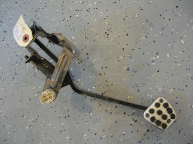 03 Honda S2000 Brake Pedal R1048