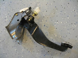 03 Honda S2000 Brake Pedal R1048