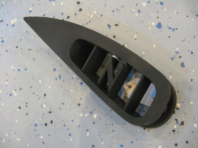 06 Nissan 350Z Driver Dash Vent LH Dash Vent Z R1078