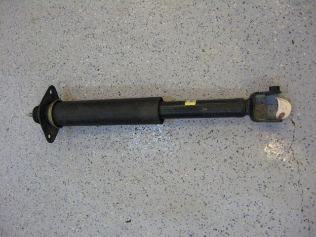 2004 Nissan 350Z Rear RH Strut Shock Absorber OEM