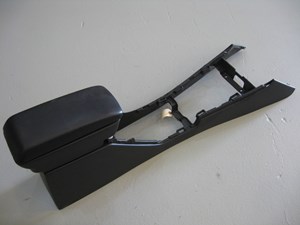 04 Subaru IMPREZA Center Console OEM  R2607