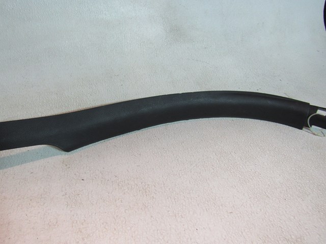 03 04 05 06 07 08  Nissan 350z RH Hatch Finisher 84940-CD000 R2972