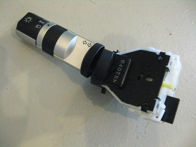 06 Nissan 350Z Headlight Turn Column Switch OEM  R3105