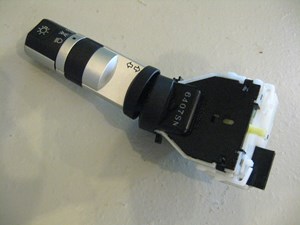 06 Nissan 350Z Headlight Turn Column Switch OEM  R3105