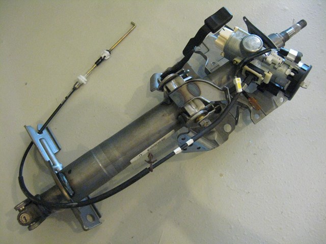 06 Nissan 350Z Steering Column W/Key  R3127