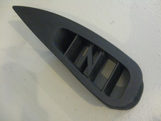 06 Nissan 350Z Front LH Driver Dash Vent  R3151