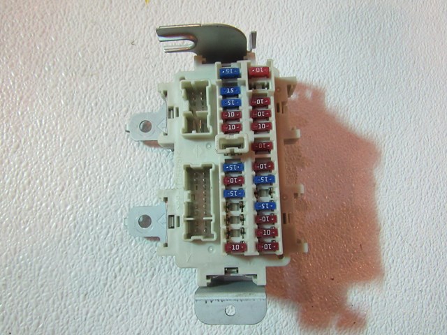 03-09 Nissan 350Z Cabin Fuse Box AM60A R3177