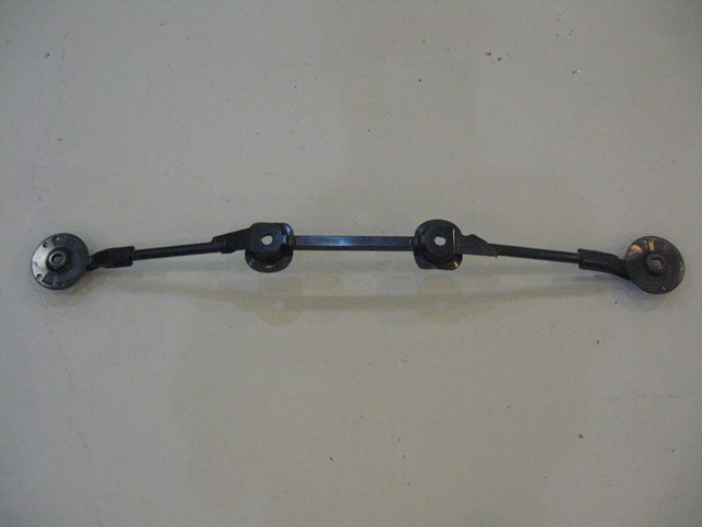 06 Nissan 350Z Rear Stay Pin 74840-CD000 R3205
