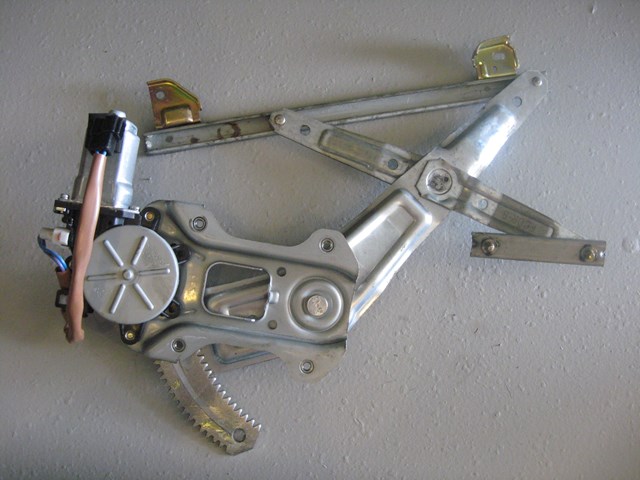 05 Subaru IMPREZA Rear RH Window Motor  R3303