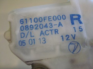 05 Subaru IMPREZA RH Front Lock Actuator 61100FE000 R3358