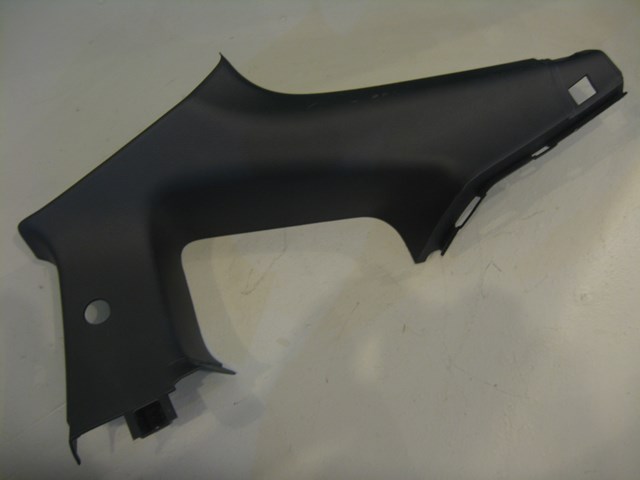 03 Nissan 350Z B/C Pillar RH Black  R3893