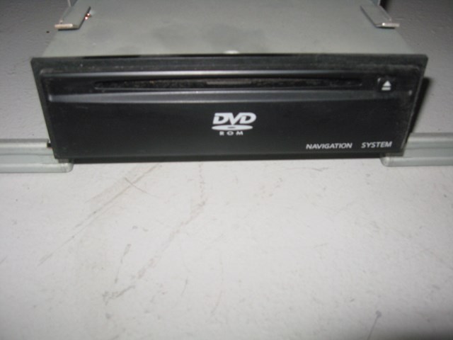 03 Nissan 350Z GPS Navigation DVD Disc Player OEM 25915 AM601 R3964