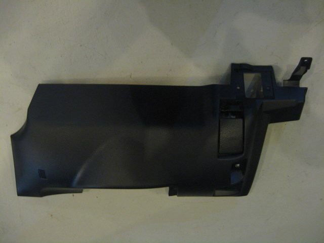 06 Nissan 350Z 06 Only Driver Knee Bolster 68016 CF40A R4138