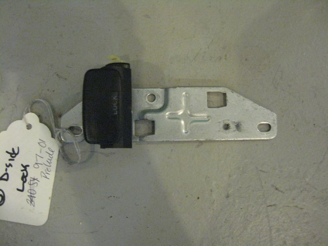 01 Honda PRELUDE LH Driver Door Lock  R4196