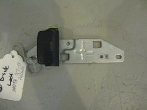 01 Honda PRELUDE LH Driver Door Lock  R4196