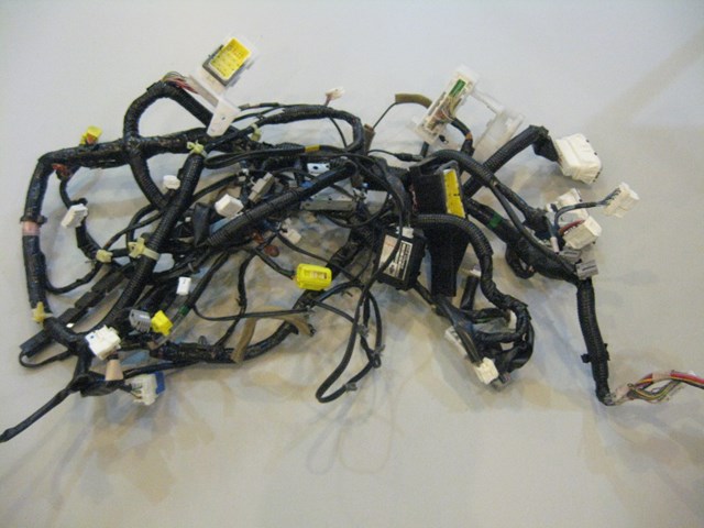 06 Nissan 350Z Dash Wiring 28501 CF60A 28501 CF60A R4253