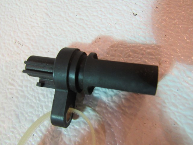 06 Nissan 350Z Crank Position Sensor  R4264