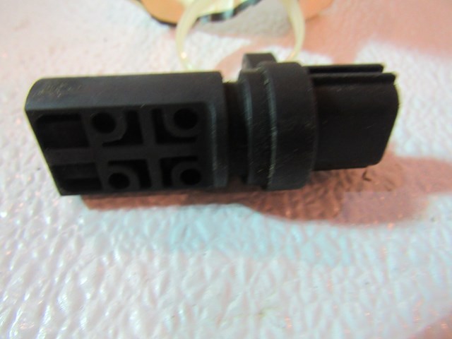 06 Nissan 350Z Crank Position Sensor  R4264