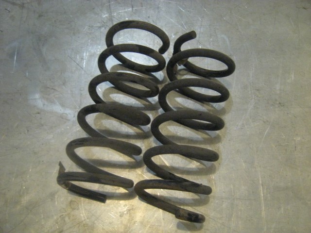07  Chevy EQUINOX FWD Rear Coil Spring Set  R16991