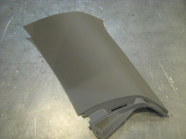 07  EQUINOX Rear RH Trunk Finish Trim Panel  R17004