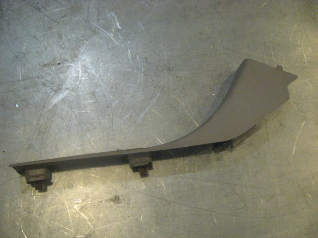 07  EQUINOX Rear RH Door Sill Plate 15227953 R17011